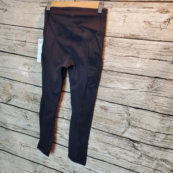 Athleta Ultimate Stash Pocket Capri Black Leggings Size XXS NWT - Picture 2 of 12